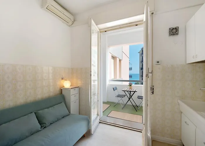 Apartment Casa Terrace And Parking Cogoleto
